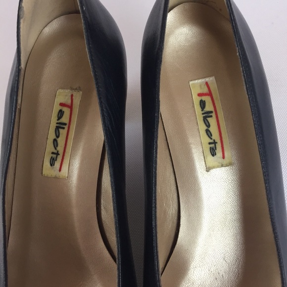 Talbots Navy Pumps - Picture 4 of 8